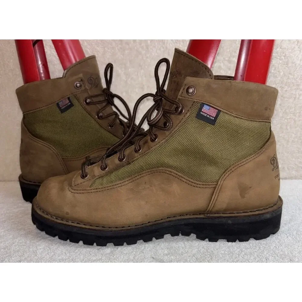 Danner Light II 33000 Men's Leather Gore-Tex Boots, Size 10.5 D USA
